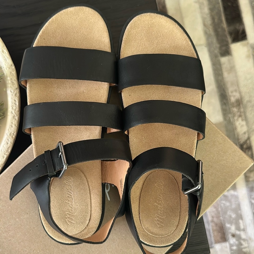 Madewell sandal size 8.5